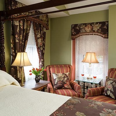 Queen Victoria Packages Image- Bedroom